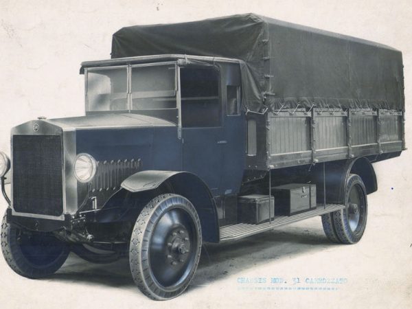 1930Semipneumatici