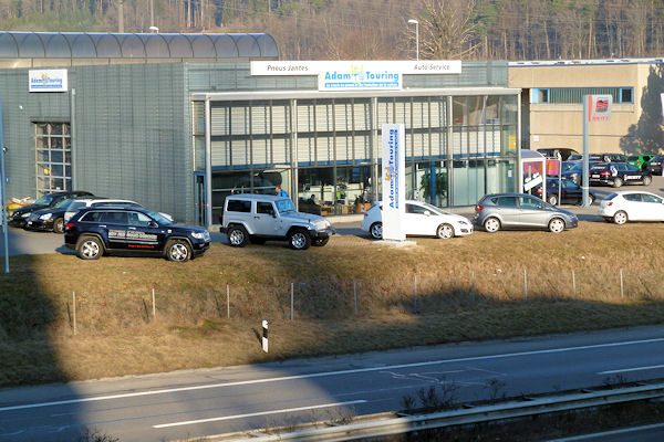 AT39 Aussenansicht v Autobahn tb