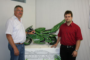 Alligator 1 07 tb