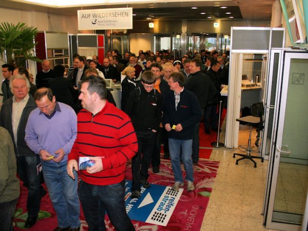 AutoZum Besucherandrang 800px