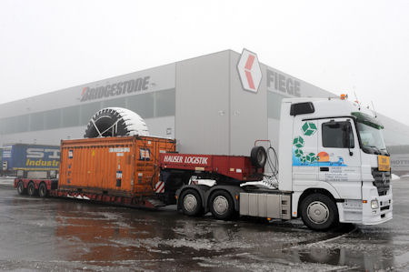 Bridgestone Riesenreifen tb