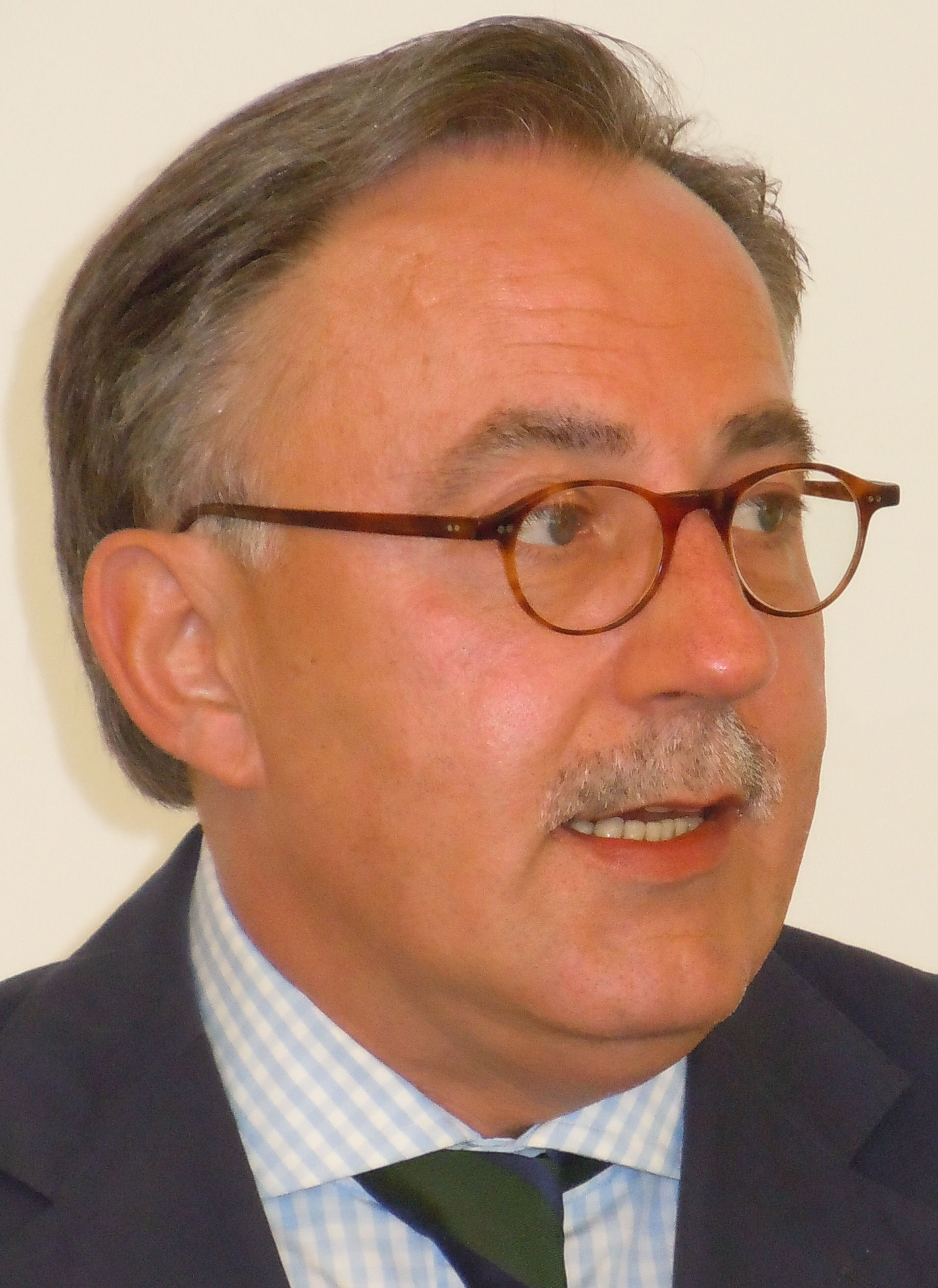 Huelzer11