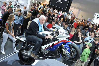 Intermot 01