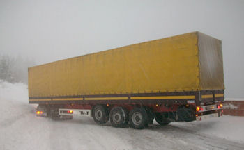 Lkw im Winter tb