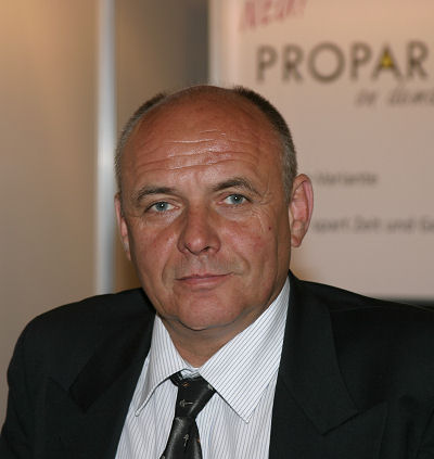 Plate Uwe