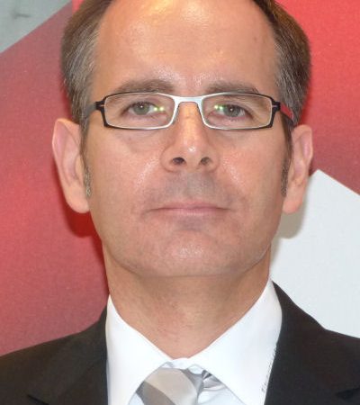 SchmidtBernhardkl 01