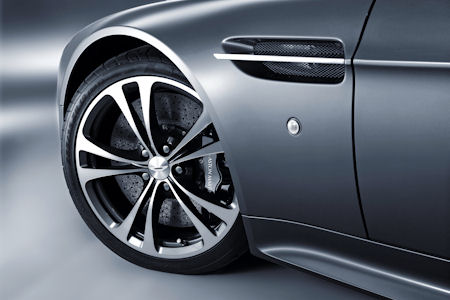 V12