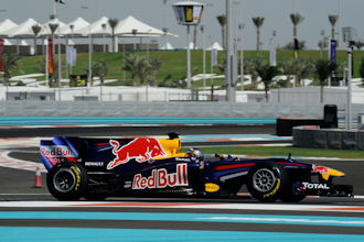 Vettel auf Pirelli tb