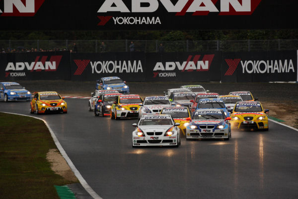 Yokohama WTCC tb1