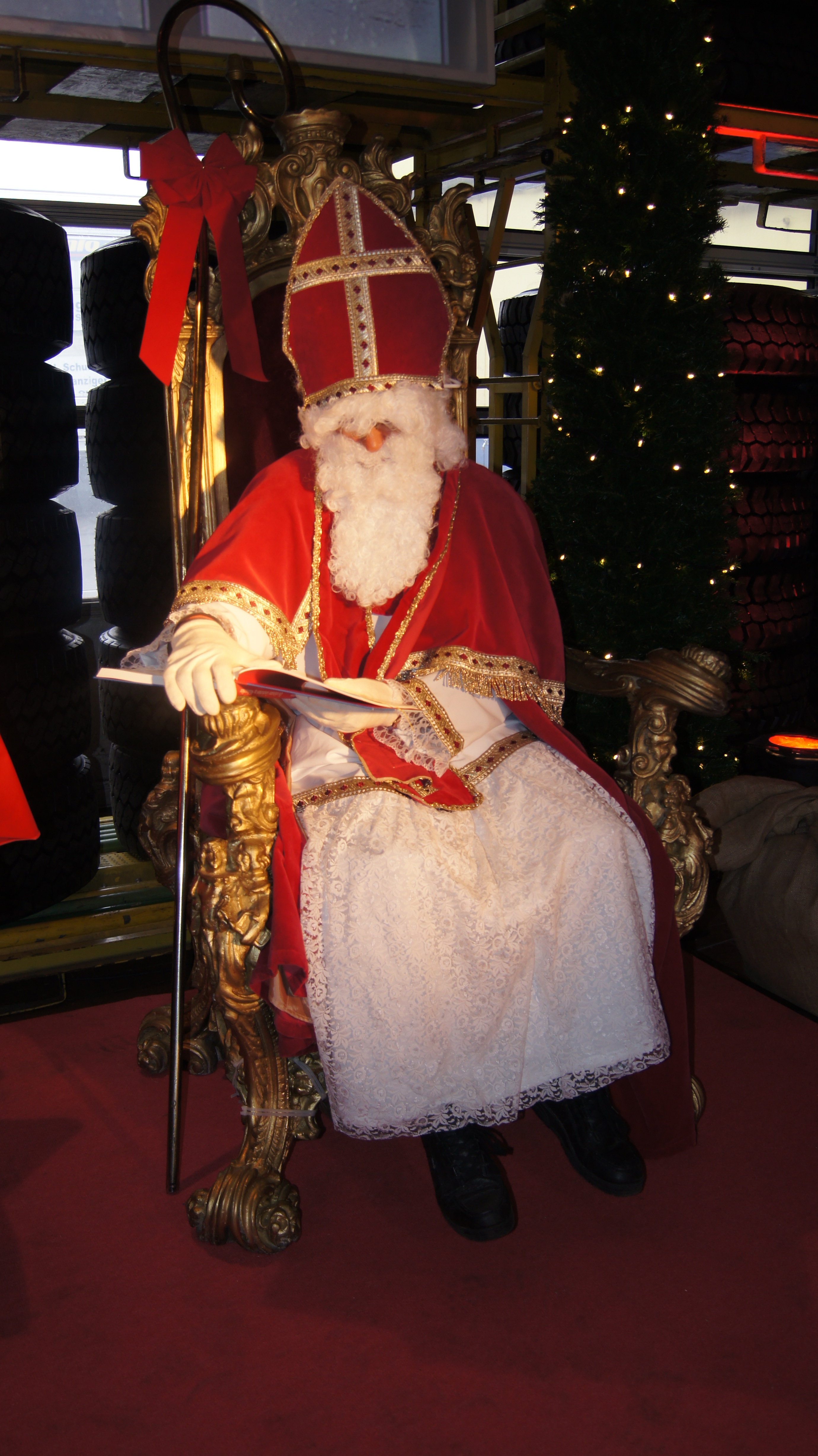 nikolaus