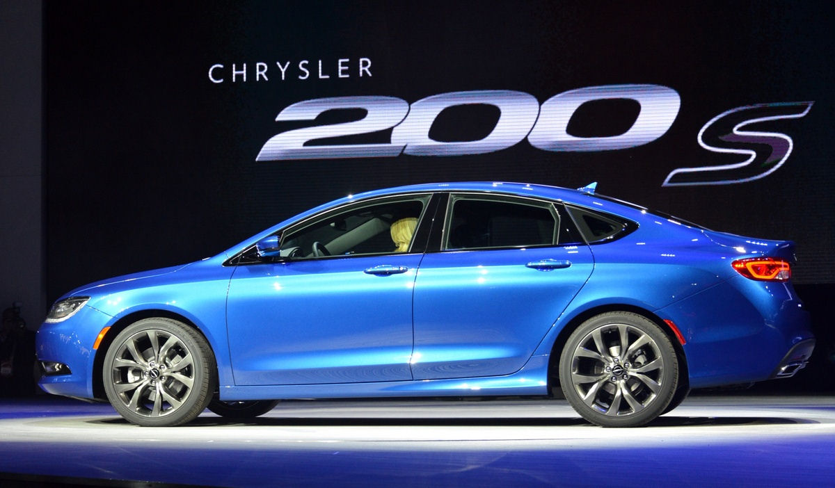 Chrysler 200 tb