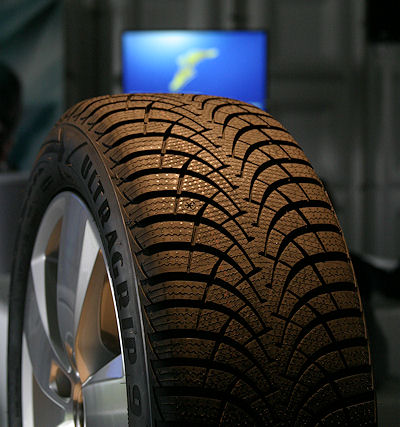 Goodyear UltraGrip 9