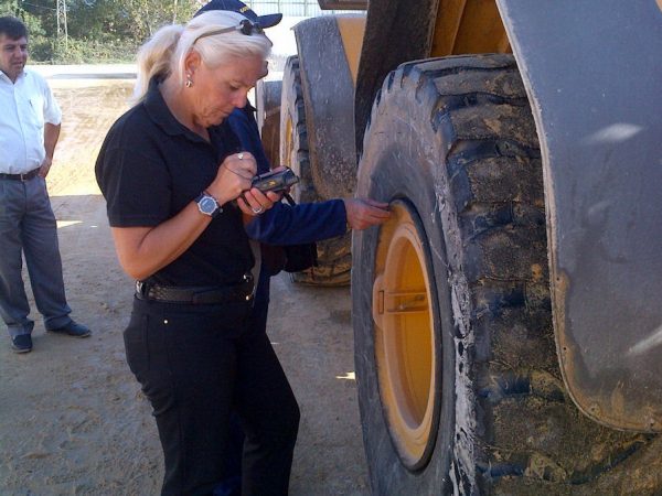 Goodyear OTR Reifenwartung 1. tb