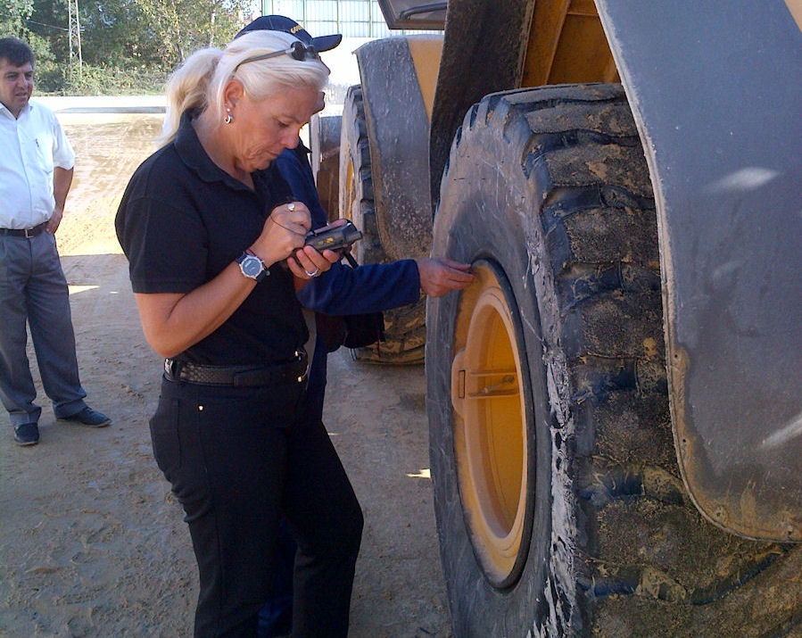 Goodyear OTR Reifenwartung 1. tb