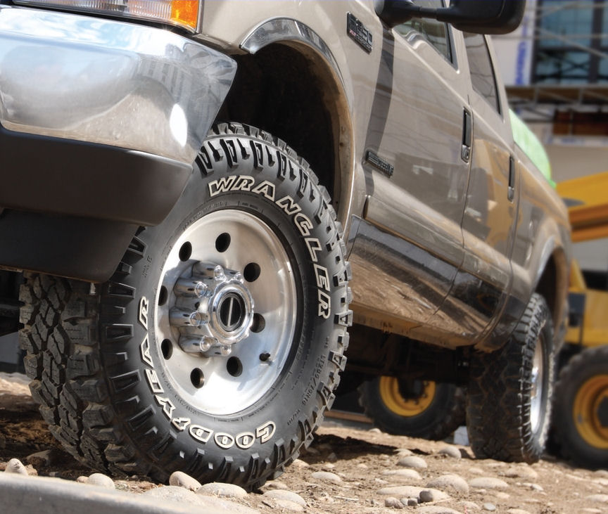 GY Wrangler DuraTrac tb