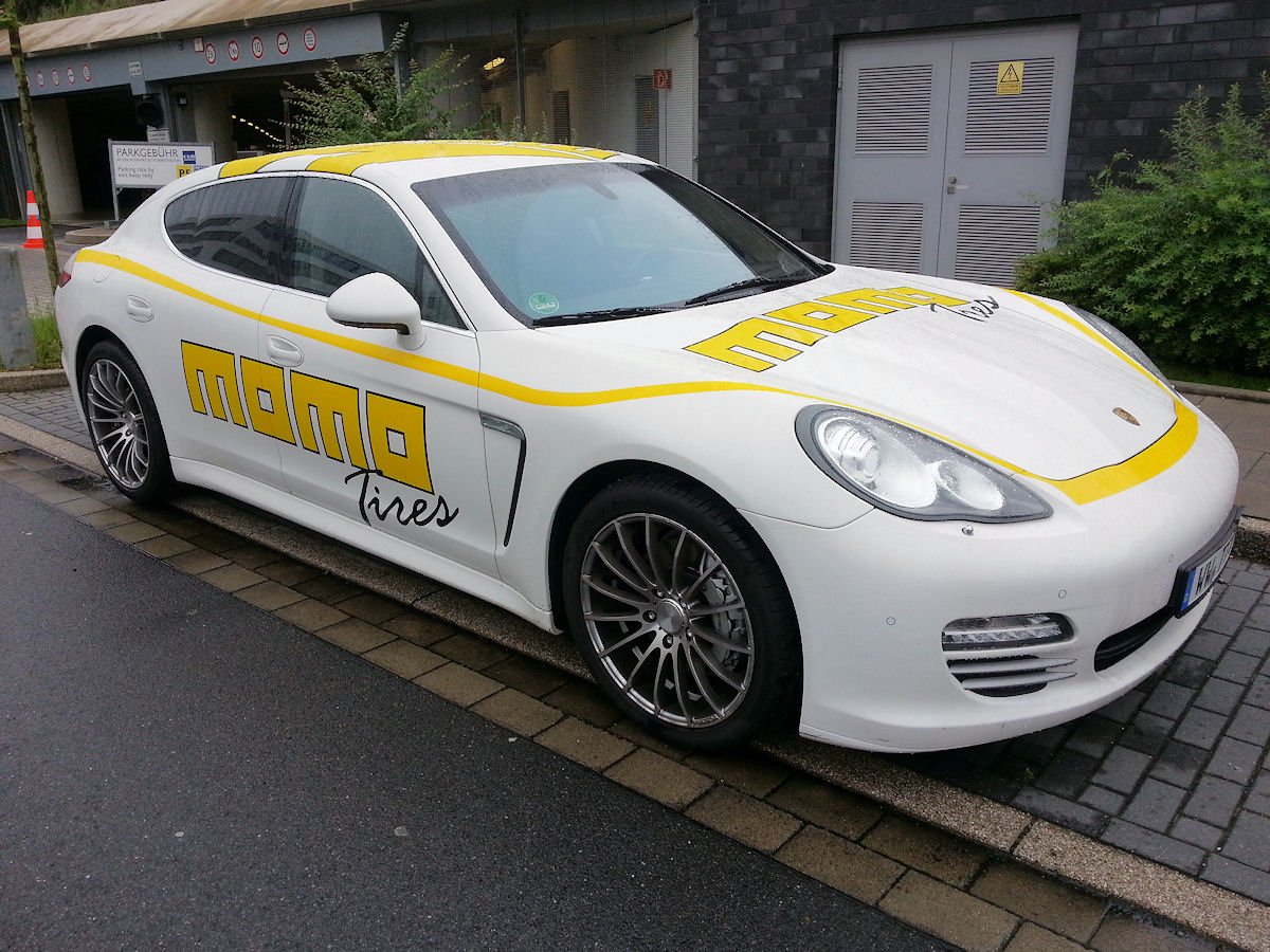 Momo Porsche tb