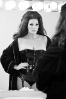 Backstage 2015 Candice Huffine 2 tb