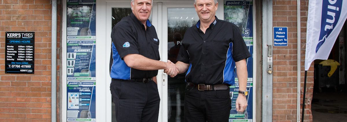 Wayne Daniel Point S UK Development and Area manager is welcoming the first Point S member in Northern Ireland tb