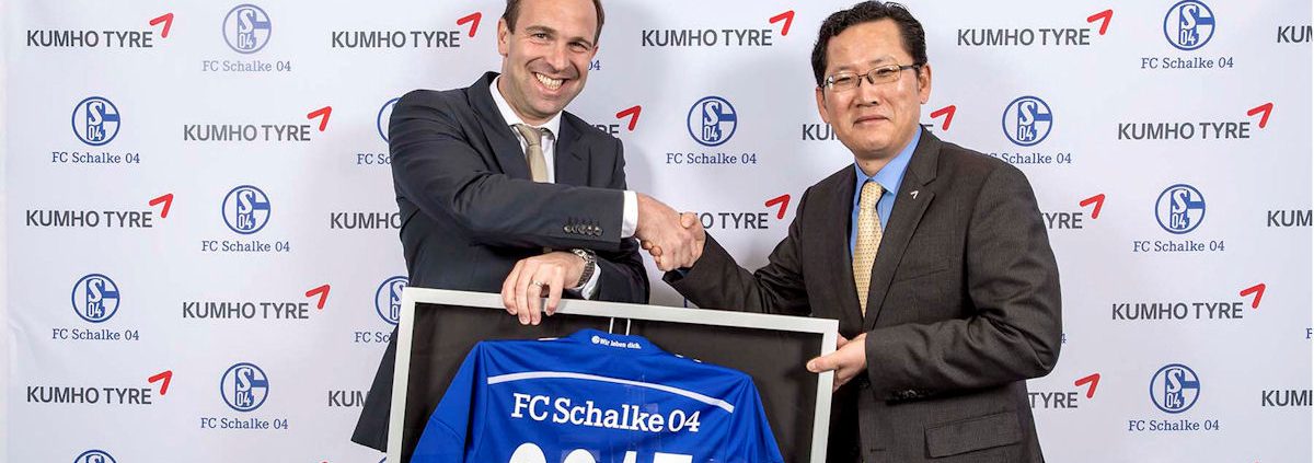 Jobst Kim handshake 15 01 2015 tb
