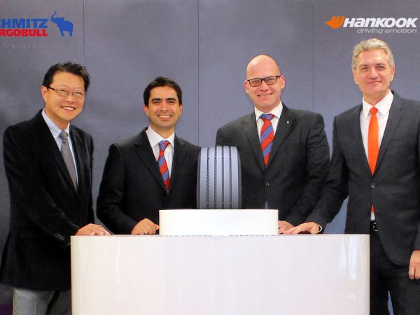 20150218 Hankook Tyres for SchmitzCargobull 2 01 tb
