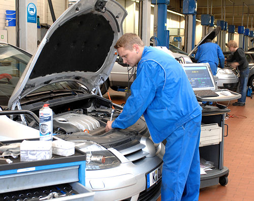 DAT Report 2015 Wartungsarbeiten