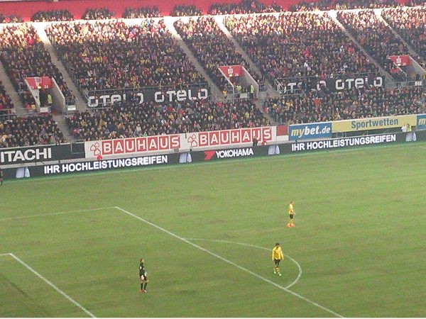 Yokohama Bande tb
