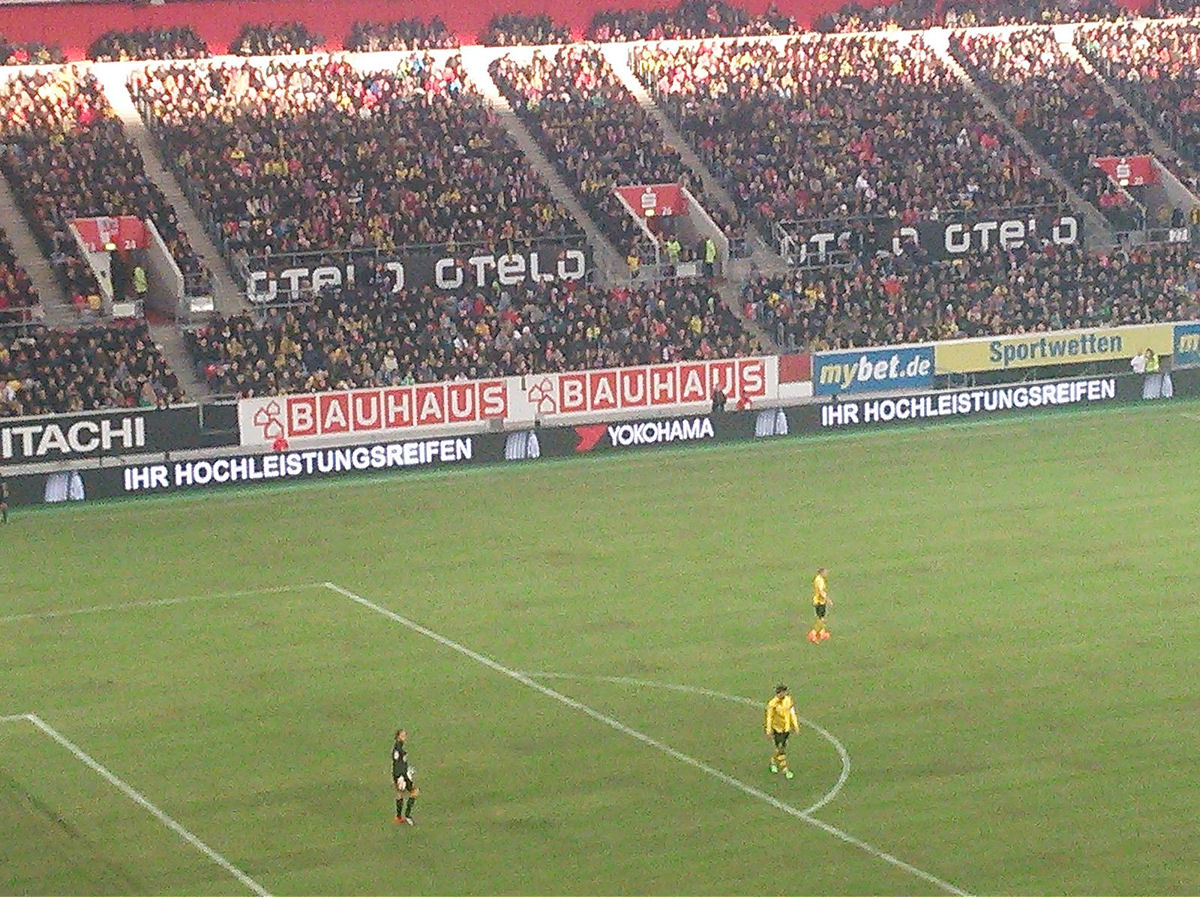 Yokohama Bande tb