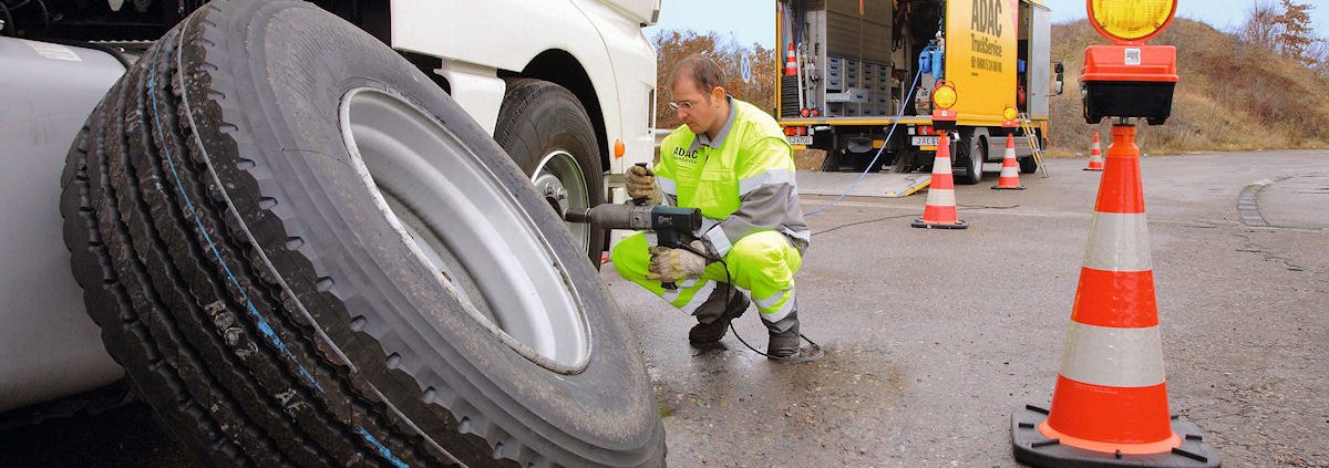 ADAC TS Reifenservice tb