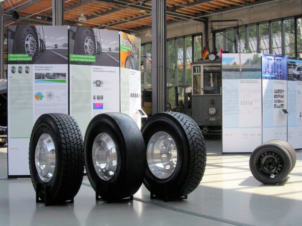 BASt Leistra Ausstellung tb