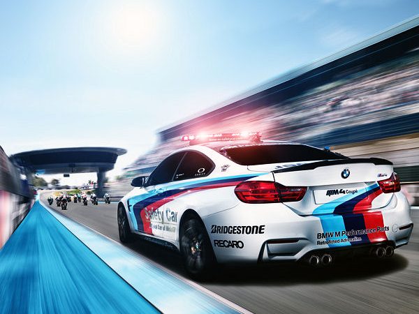 Bridgestone rüstet MotoGP Sicherheitsfahrzeuge aus