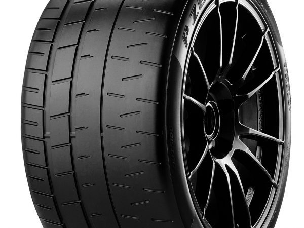 PirelliPZeroTrofeoR