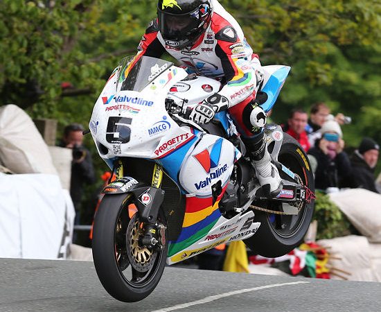 Dunlop TT Auftaktsieg