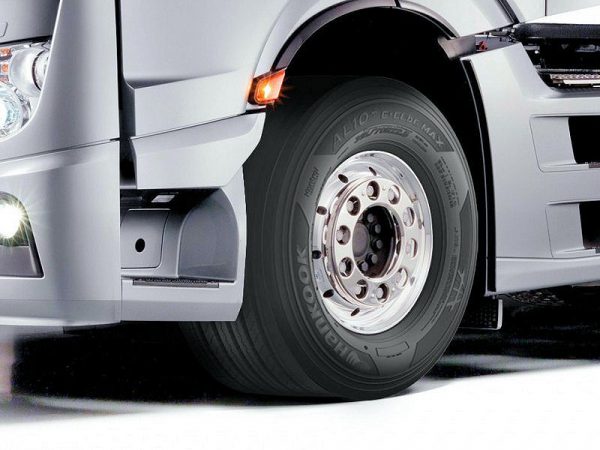 Hankook Actros