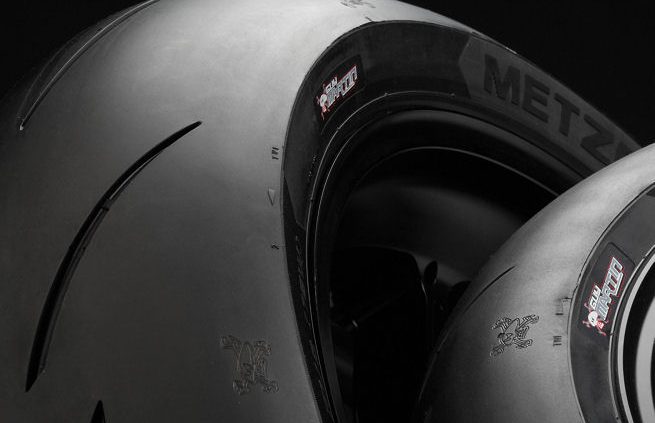 Metzeler Racetec RR als Guy Martin Sonderedition