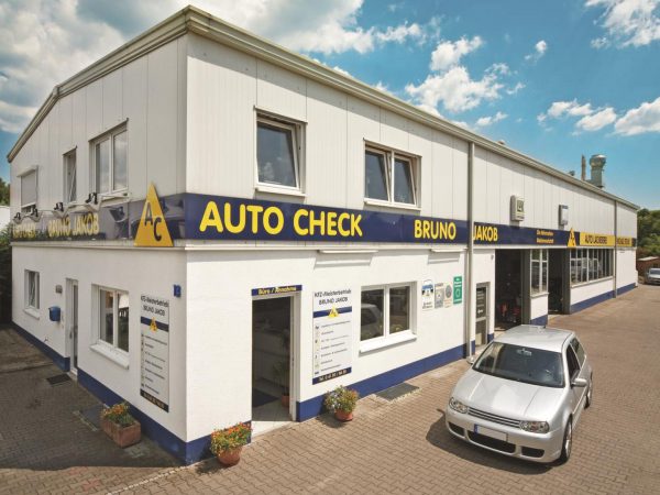 AUTO CHECK