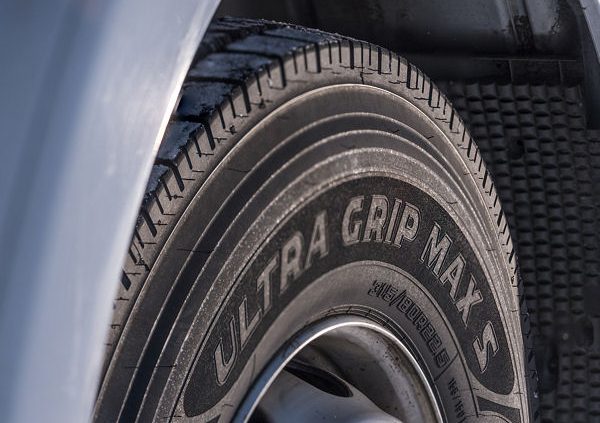 Goodyear Test the Max Ultra Grip Max