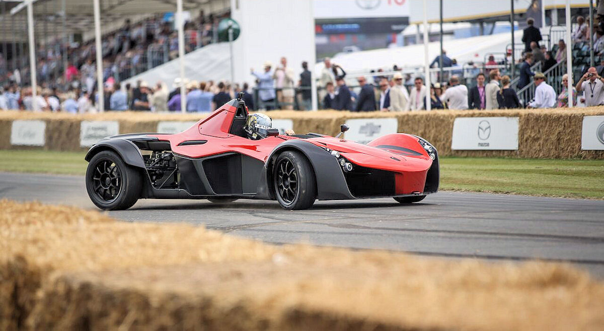 Kumho Mono tb