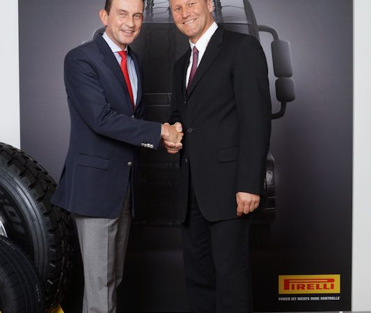 Pirelli und Team tb