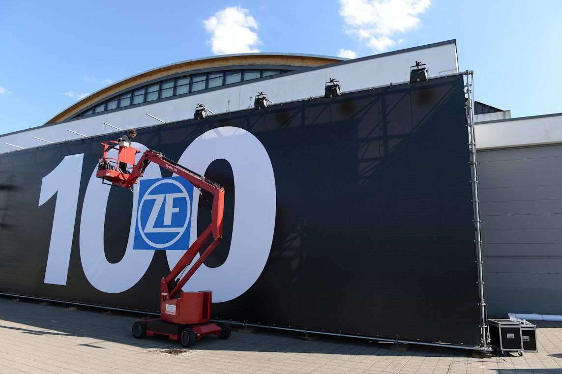 100ZF