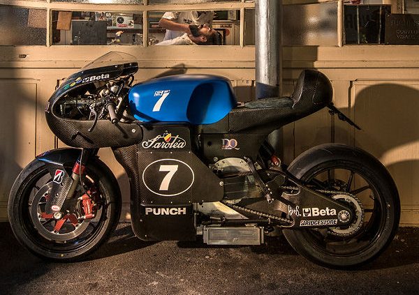 Bridgestone OE bei Saroléa Manx 7
