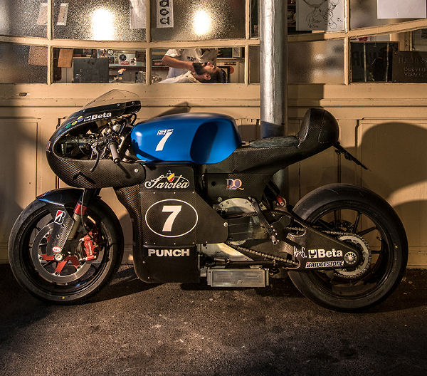 Bridgestone OE bei Saroléa Manx 7