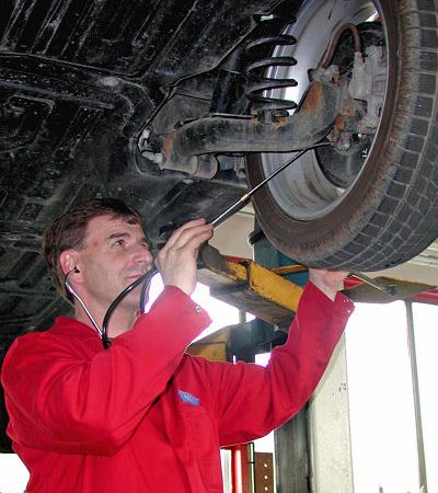 SKF Radlagercheck beim Reifenwechsel