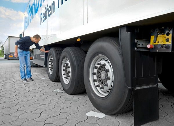 Delticom Winterrabattaktion bei Lkw Reifen