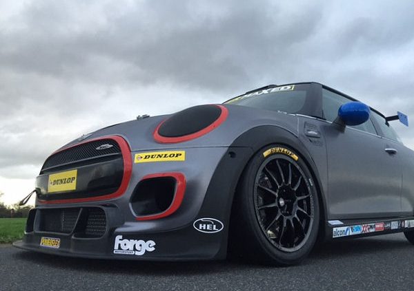 Dunlop britische Mini Challenge