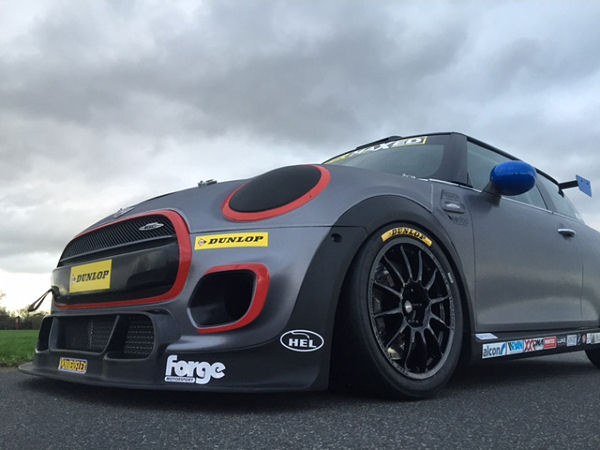 Dunlop britische Mini Challenge