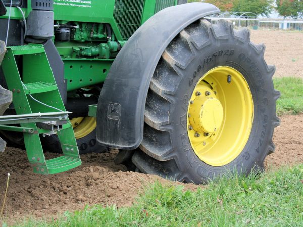 Goodyear Titan LW Reifen Lizenz tb