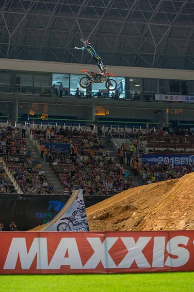 Maxxis Night of the Jumps