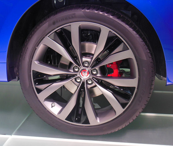 Pirelli OE Freigabe für Jaguar F Pace