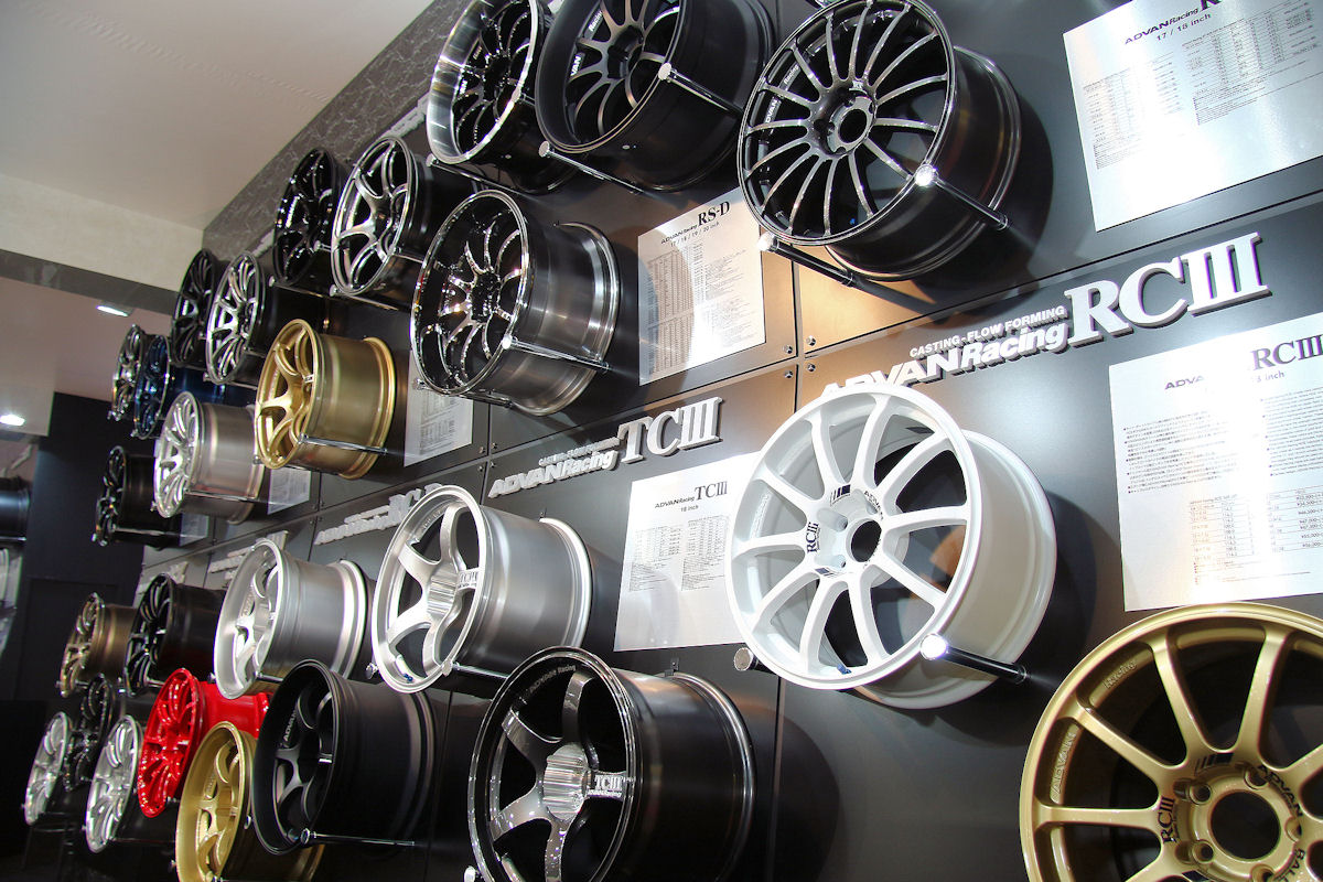 Advan Racing tb