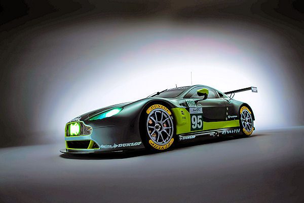 Dunlop 2016 Aston Martin V8 Vantage GTE tb